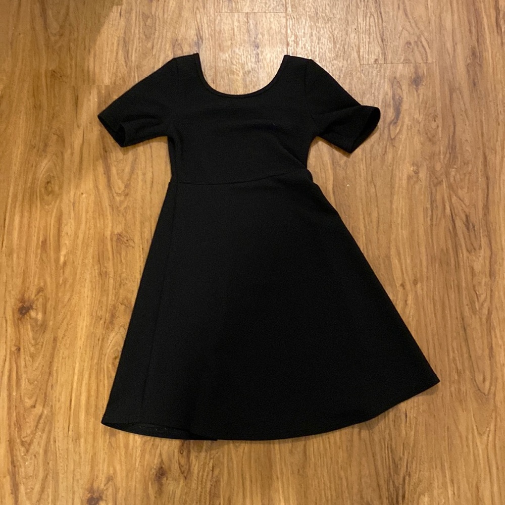 Black dress kids size medium